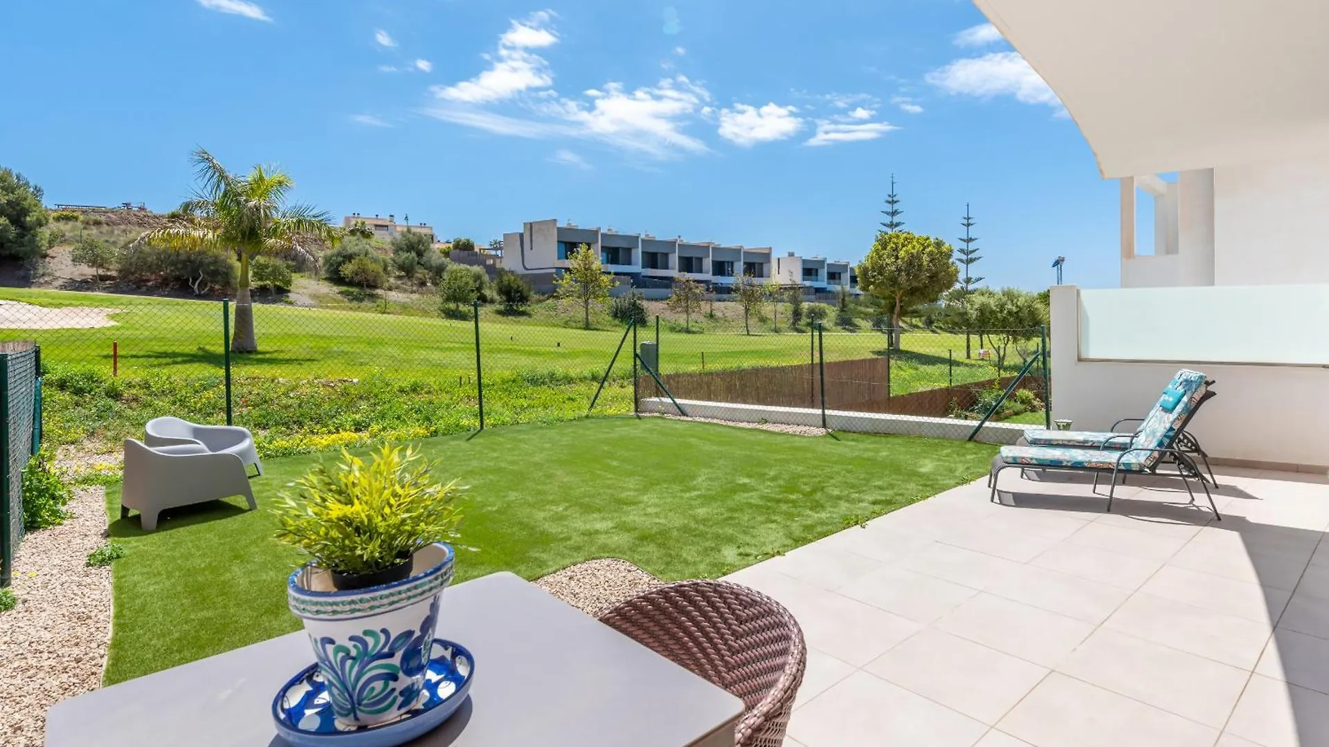 Apartamento Bajo Luxury Golf Baviera Hills 54 卡莱塔·德·贝莱斯 公寓